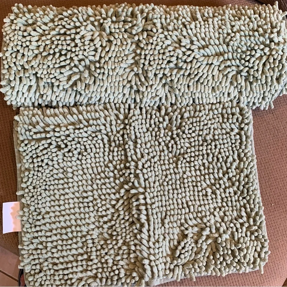 Belabor 100% polyester Sage Green Bath Rugs!